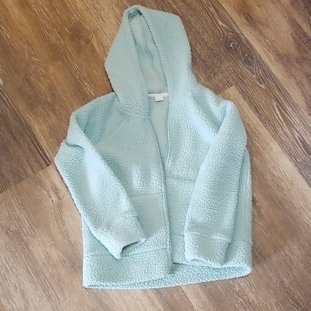 Girls Old Navy  zip up fleece size 8 (M)